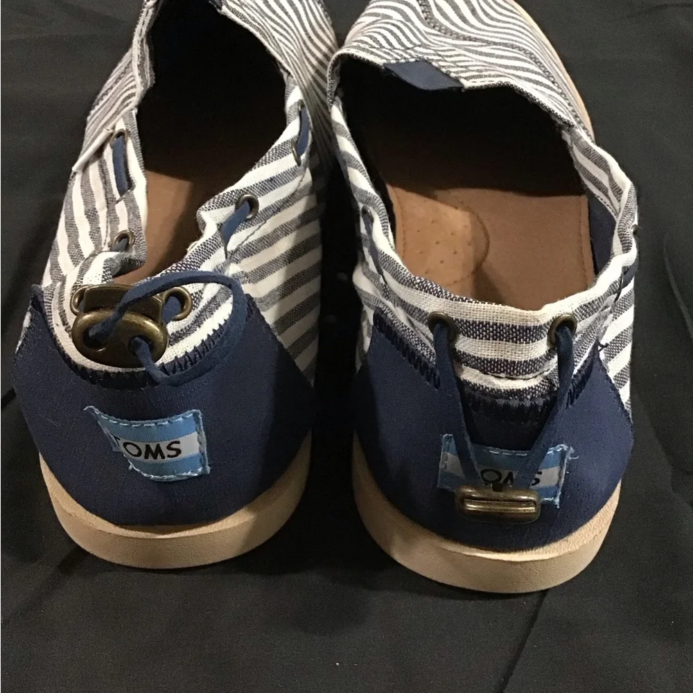 TOMS MENS SZ 14 NWOB BIMINI SLIP ON NAUTICAL SHELF PULL SHOES